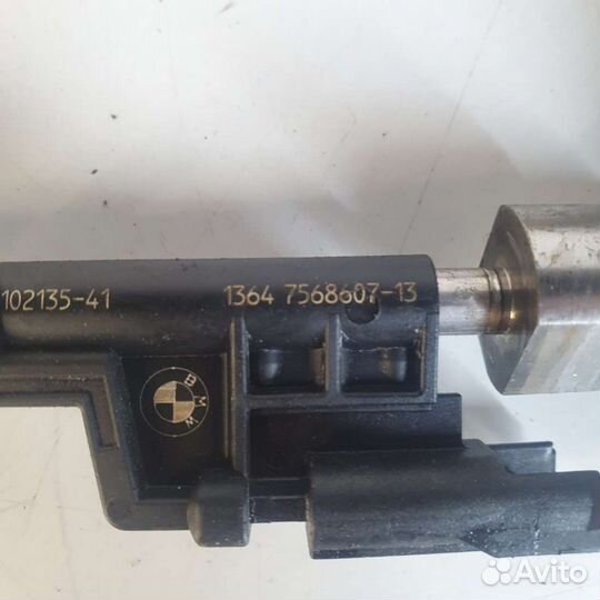 Форсунка BMW 5 F10/F11/GTF07 2011г. 7568607