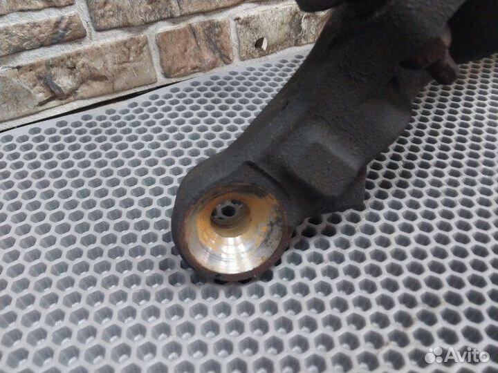 Рычаг подвески нижний передний правый Jeep Grand