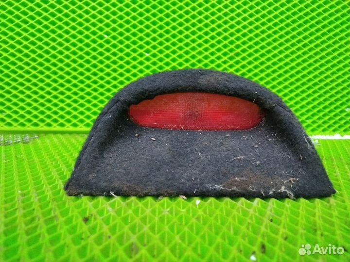 Стоп сигнал дополнительный Kia Spectra