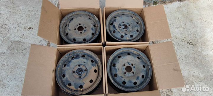 R14 4x100