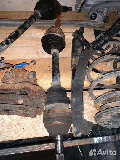 Привод левый Opel Zafira B Z18XER