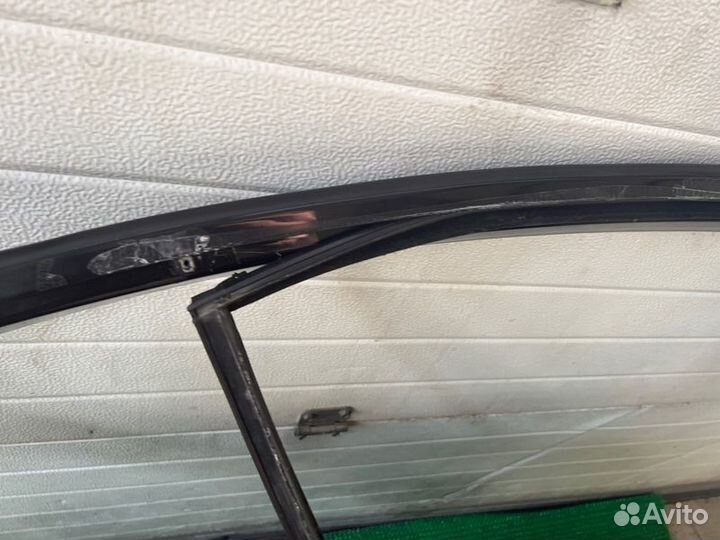 Дверь прав. зад. BMW 7-Series