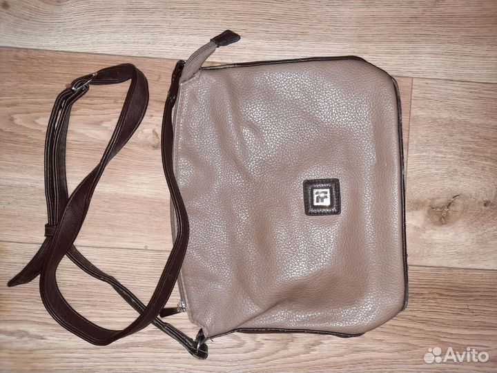 Сумки женские б/у