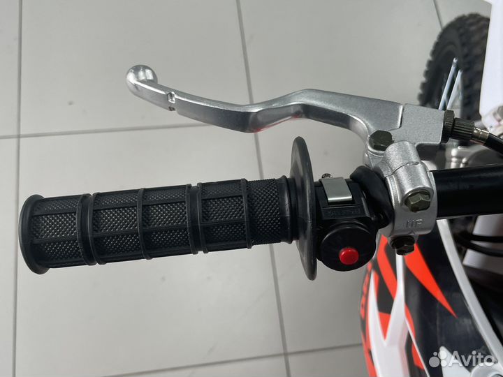 Питбайк kayo basic TT140 17/14 KRZ (механ. сцепл)