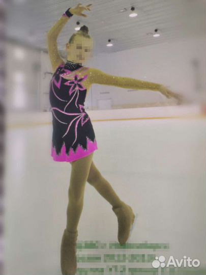 Костюмы для выступлений на льду