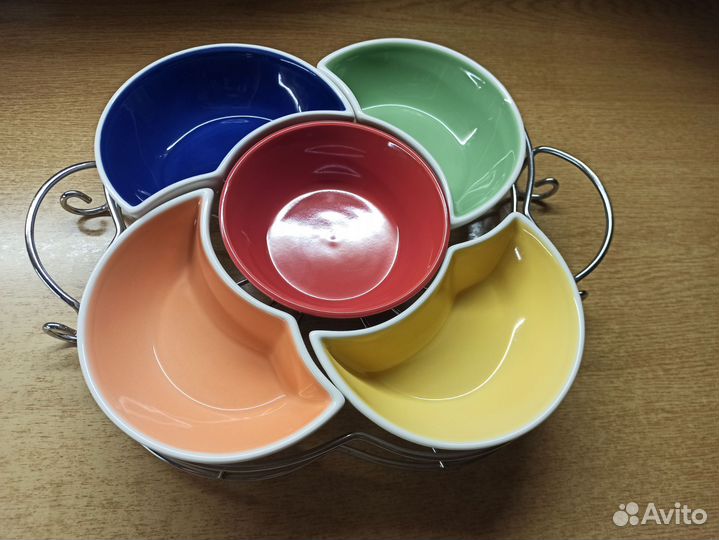 Менажница на металлической подставке