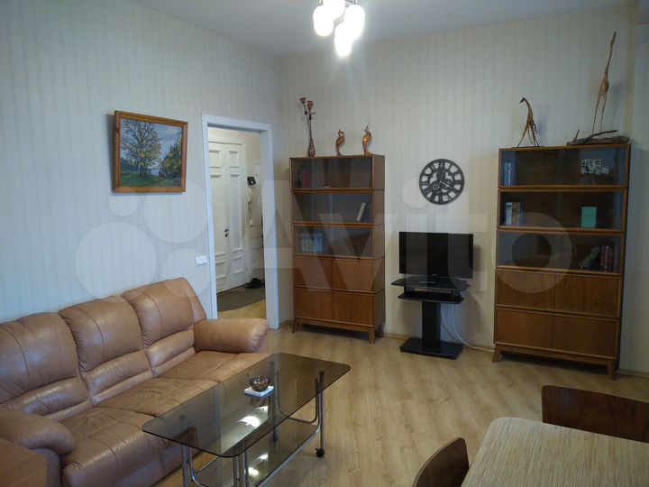 2-к. квартира, 68 м², 3/6 эт.