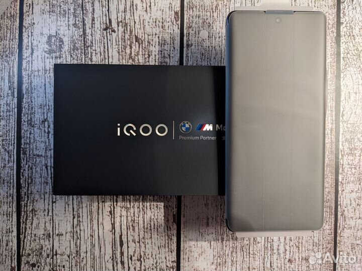 vivo iQOO 12 Pro, 16/1 ТБ