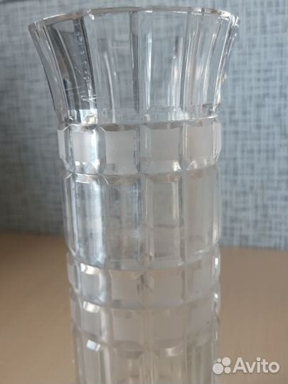 Хрустальные цветочные вазы