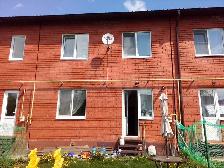 Таунхаус 110 м² на участке 2,8 сот.