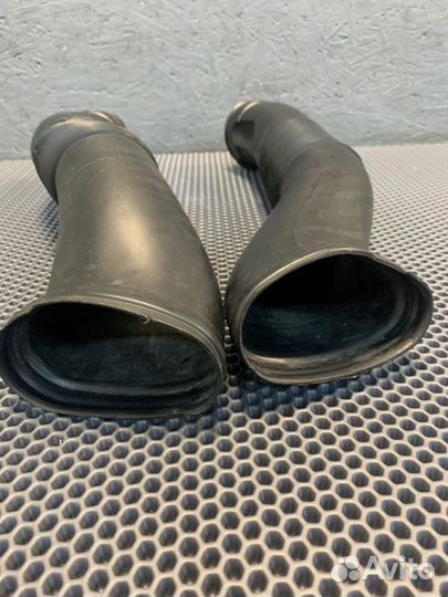 Патрубок воздушного фильтра Mercedes-Benz Sl500