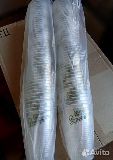 Одноразовые стаканы Staropramen 400мл