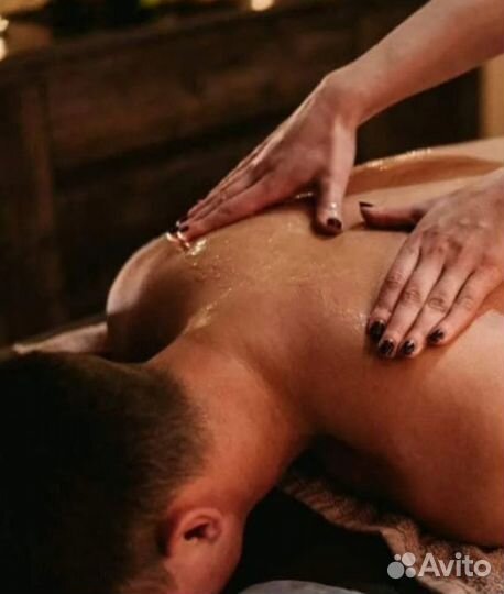 Массажистка