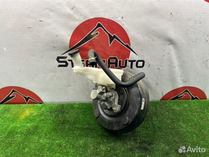 Главный тормозной цилиндр Nissan Note E12