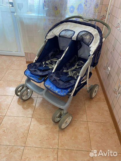Коляска для двойни