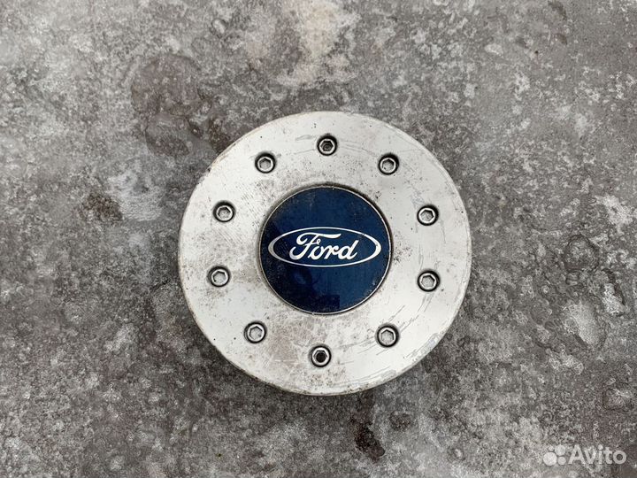 Колпак диска литого R15 на Форд Фокус