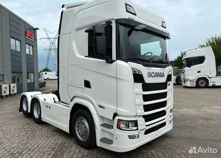 Pазбираем грузовик Scania 6 series с 2016