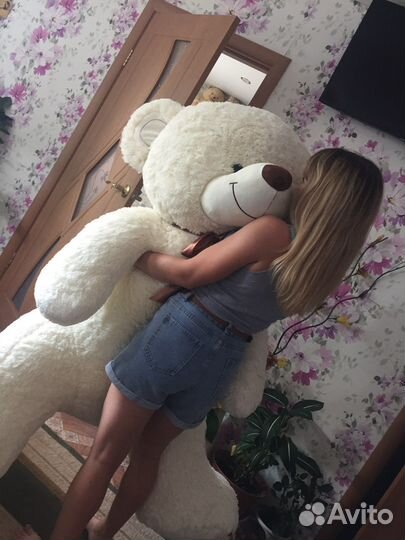 Большие плюшевые медведи