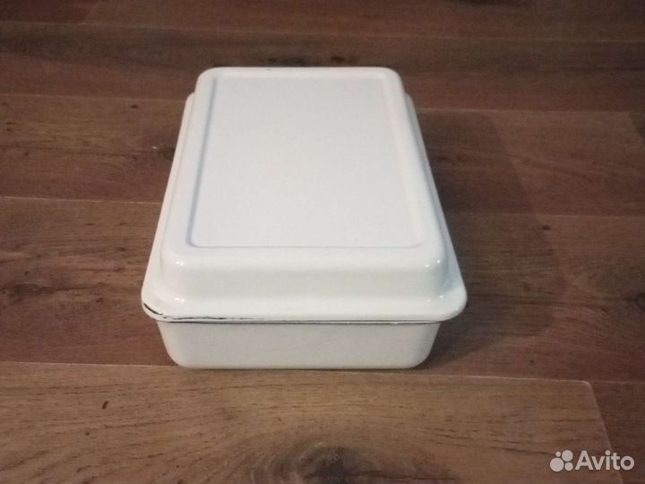 Лоток с крышкой