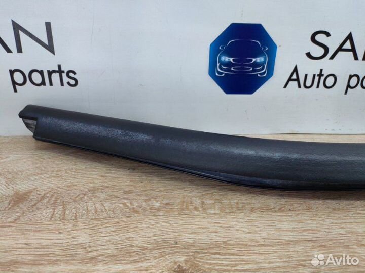 Уплотнительная резинка капота задняя Bmw 3 F30