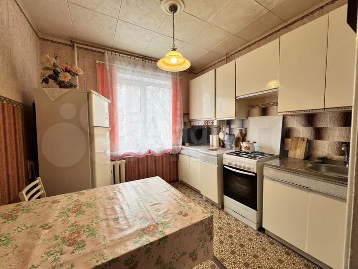 2-к. квартира, 56 м², 6/9 эт.