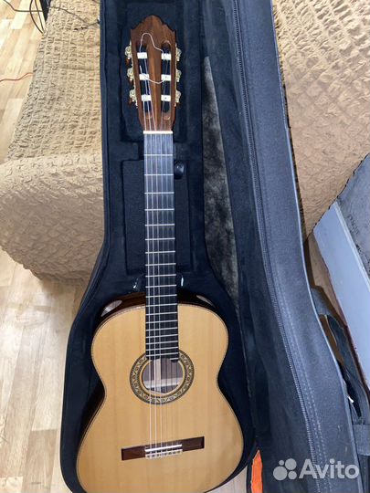 Классическая гитара