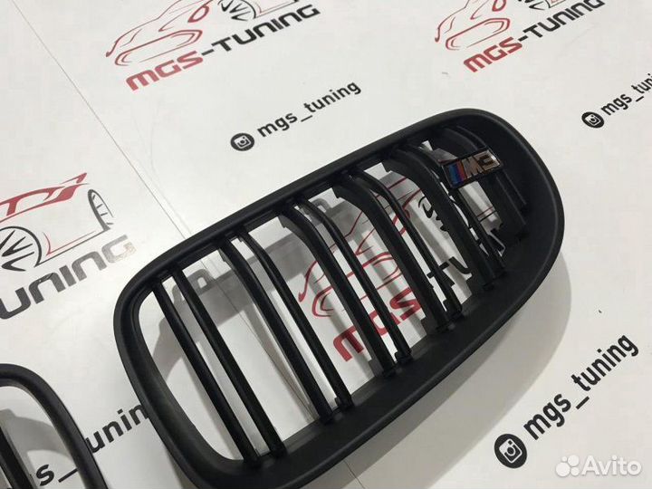 Ноздри BMW 3 серии E92 10-13г Черный Мат + M3