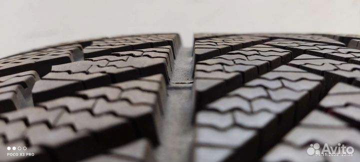 Bridgestone Blizzak LM-005 235/45 R18 и 255/40 R18 99V