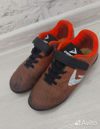 Бутсы футбольные сороконожки 34р
