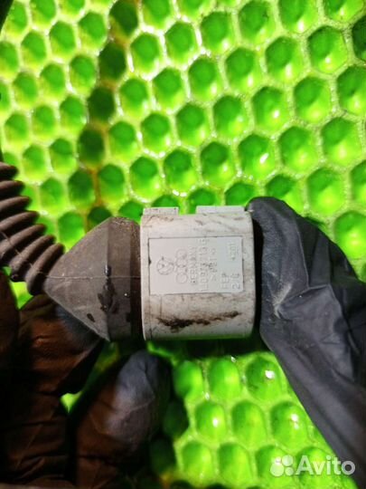 Разъём проводки двигателя Volkswagen Passat