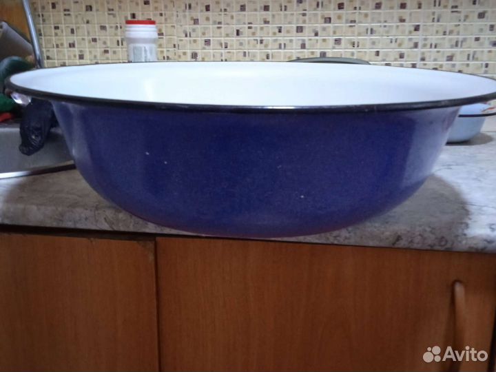 Таз эмалированный