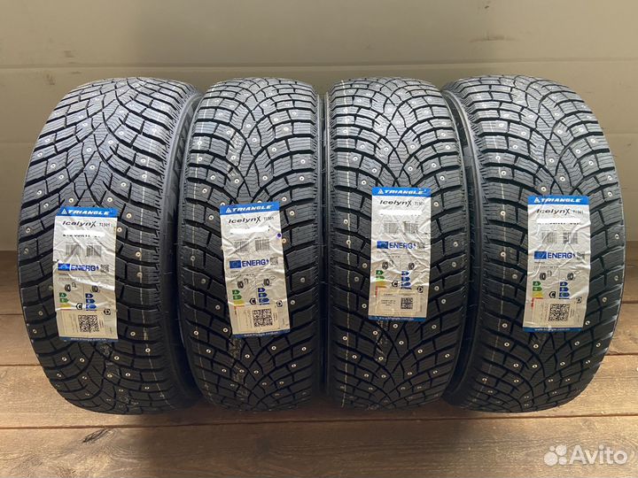 Triangle IcelynX TI501 235/45 R18 98T