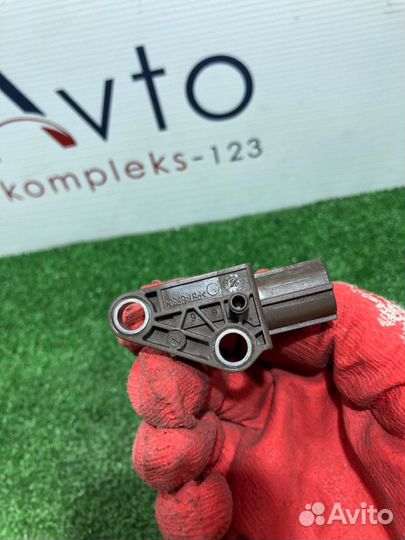 Датчик airbag Audi A4 B8 CDN