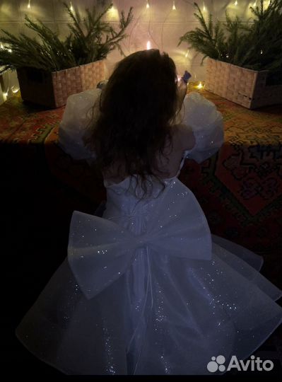 Детское нарядное платье 110