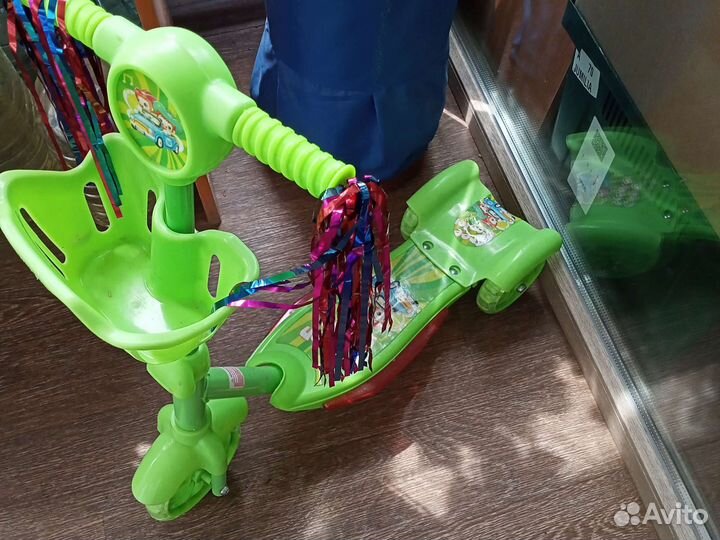 Самокат детский трехколесный новый