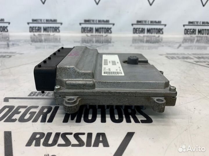 Блок управления двс ECM Volvo S40 С30 V50 2.4 бенз