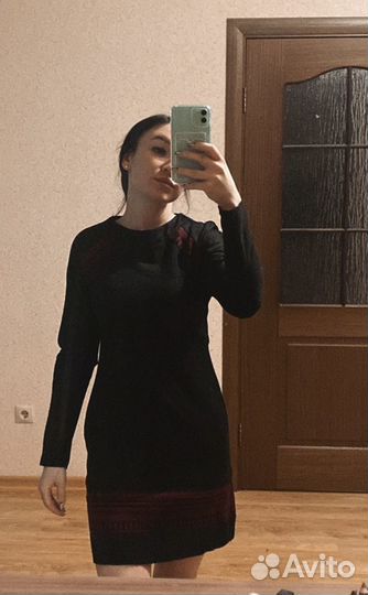 Платье женское