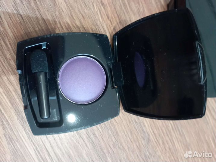 Тени для век