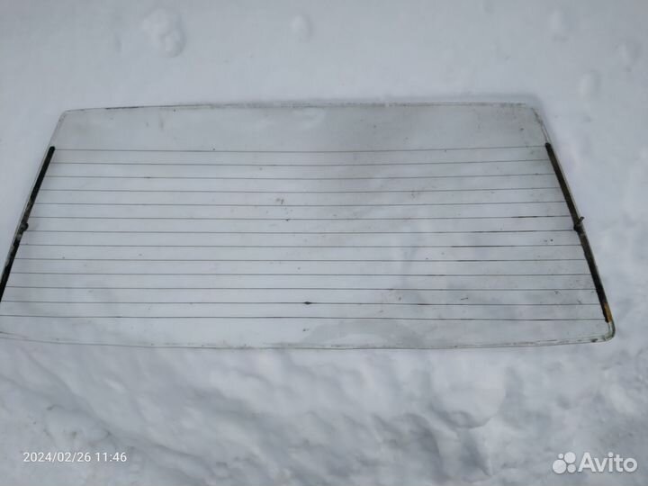 Заднее стекло на ваз 21099