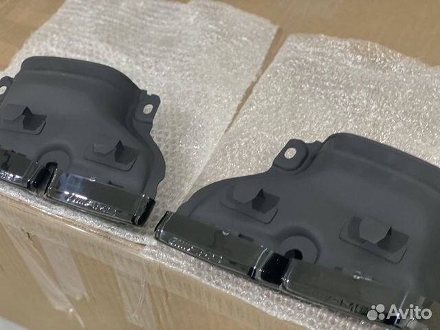 Черные насадки на выхлопные трубы mercedes S222