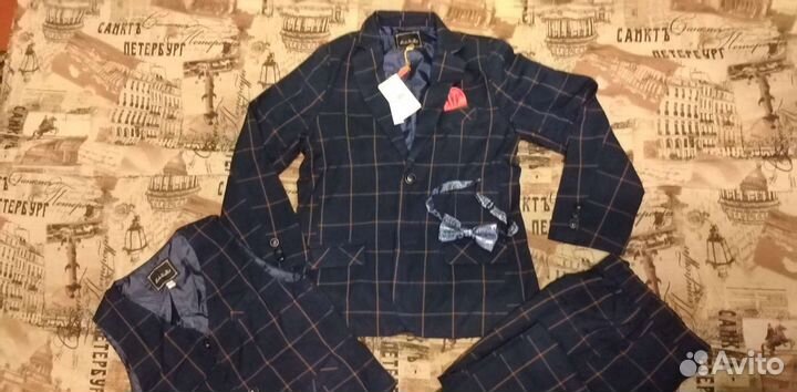 Костюм брючный