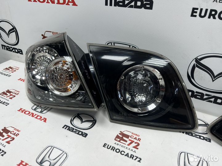 Фонари задние Mazda 3 BK 2002-2008