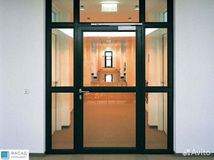 Алюминиевые двери под ключ