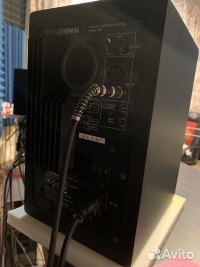 Yamaha hs7
