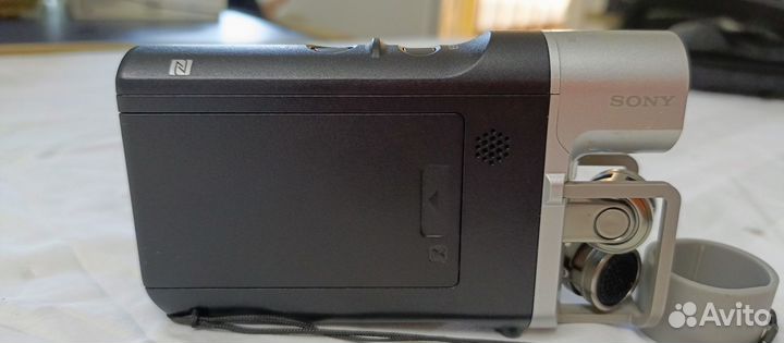 Видеокамера Sony HDR-MV1