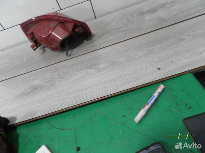 Фонарь задний левый VW Passat B6 универсал