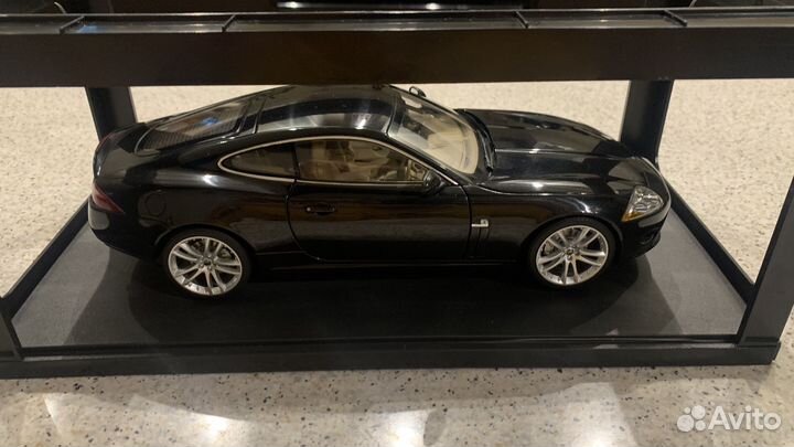 Jaguar XK Coupe AutoArt 1:18