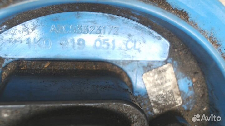 Насос топливный электрический Skoda Yeti, 2011