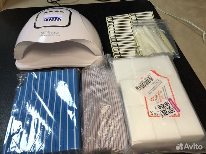 Лампа + набор для маникюра