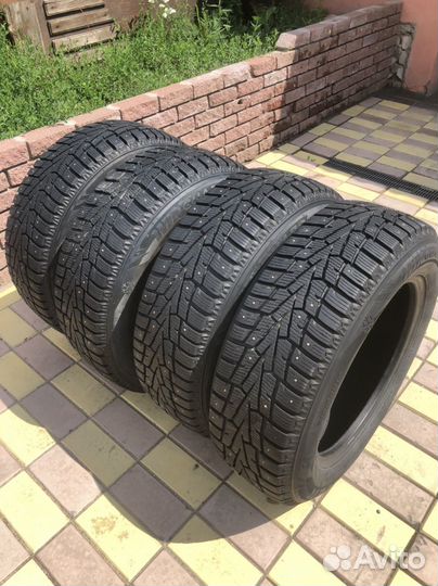 Nexen Winguard WinSpike 215/60 R16 99T